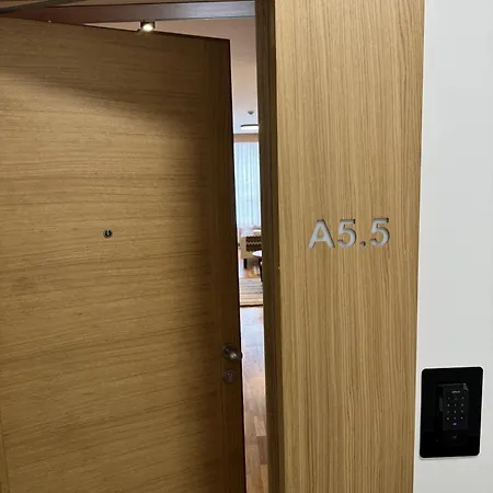 A55 Vucko Privatni Apartment